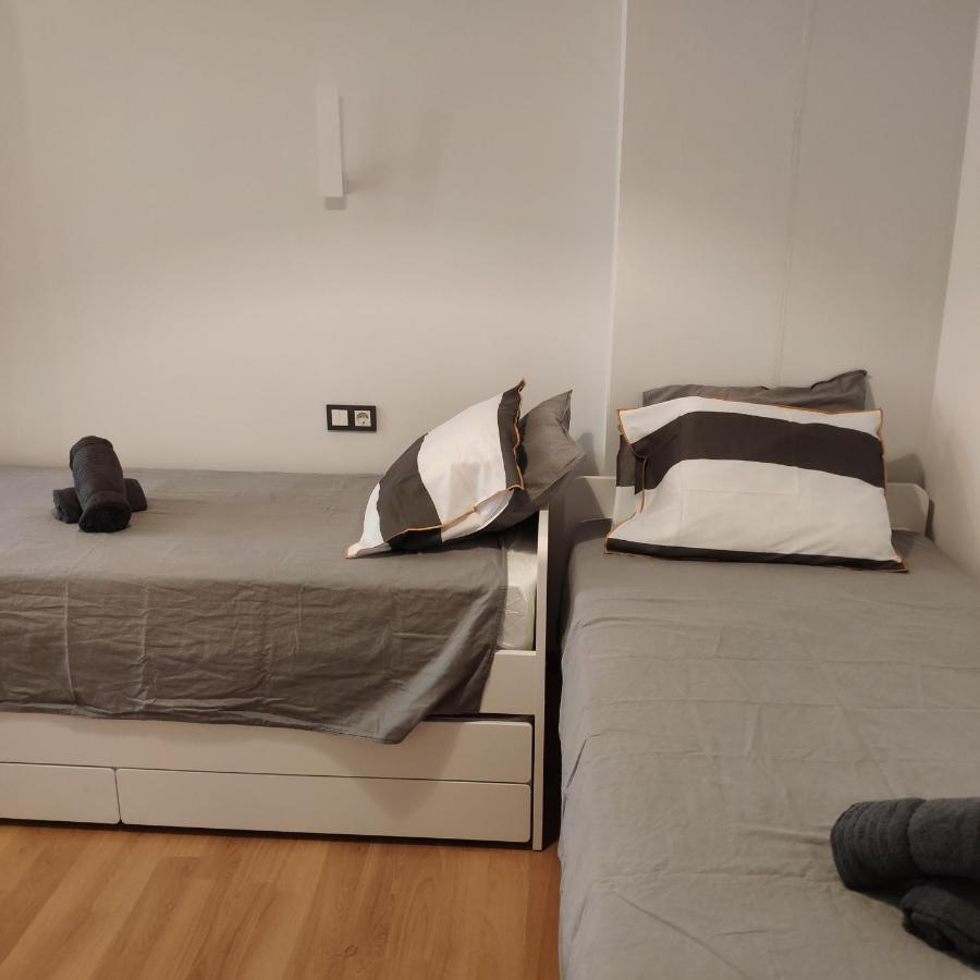 Unique Apartment In Malaga City Center With Pool Luaran gambar