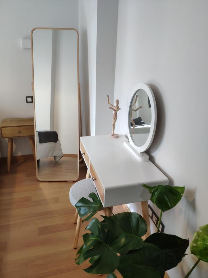 Unique Apartment In Malaga City Center With Pool Luaran gambar